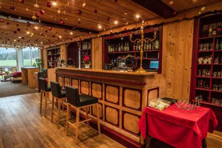 bar ambiance chalet