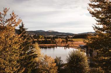 lac dans le jura